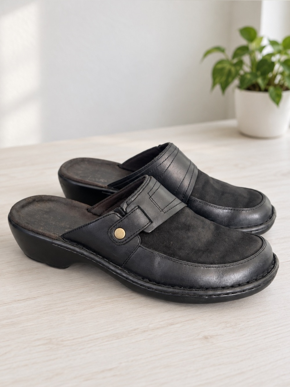 Clarks Women Black Leather Suede Slip On Mules Clogs 80694 Size 7M